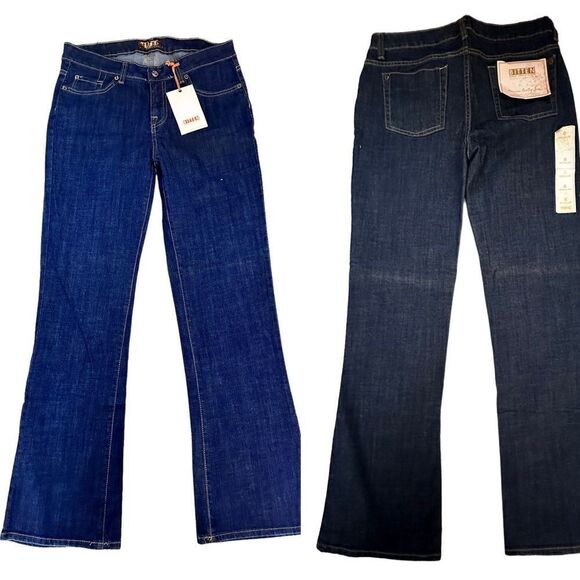 Bitten by Sarah Jessica Parker ~ Bootleg Denim ~ little bit of stretch~ size 6R - Picture 1 of 11